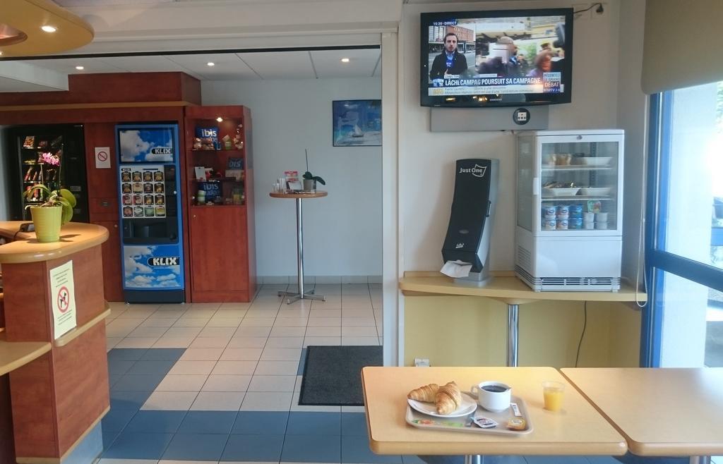 Ibis Budget Orleans Sud Comet 外观 照片