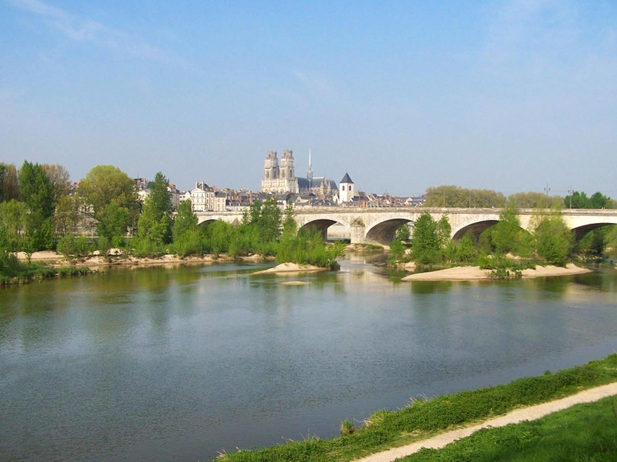 Ibis Budget Orleans Sud Comet 外观 照片